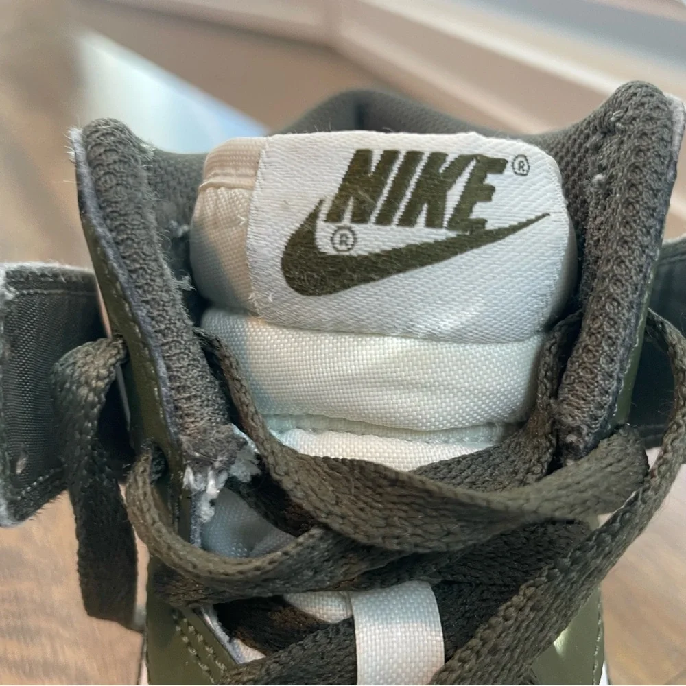 Nike Dunk High Retro Sneakers Cargo Khaki - Green-White Size 7y